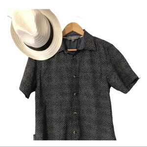 Mountain Warehouse casual button down  shirt sleeve shirt Size Medium